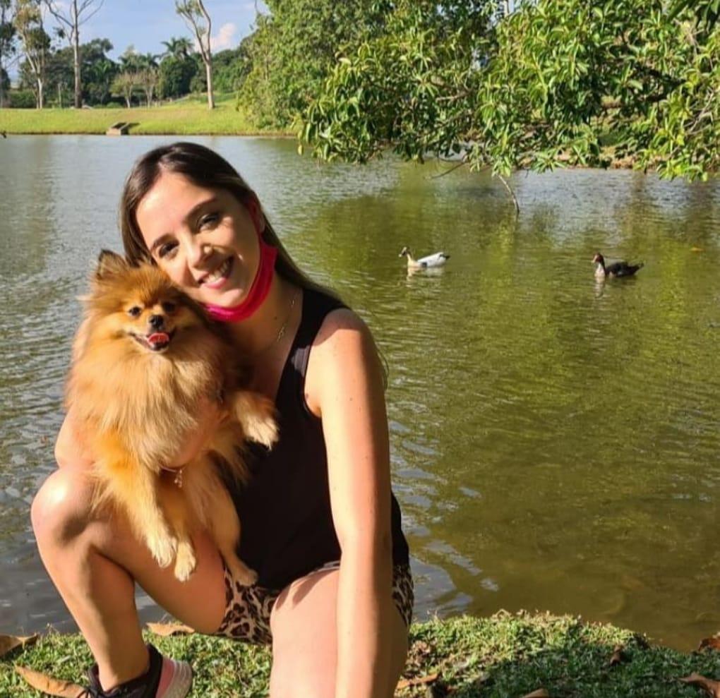 Fernanda L.